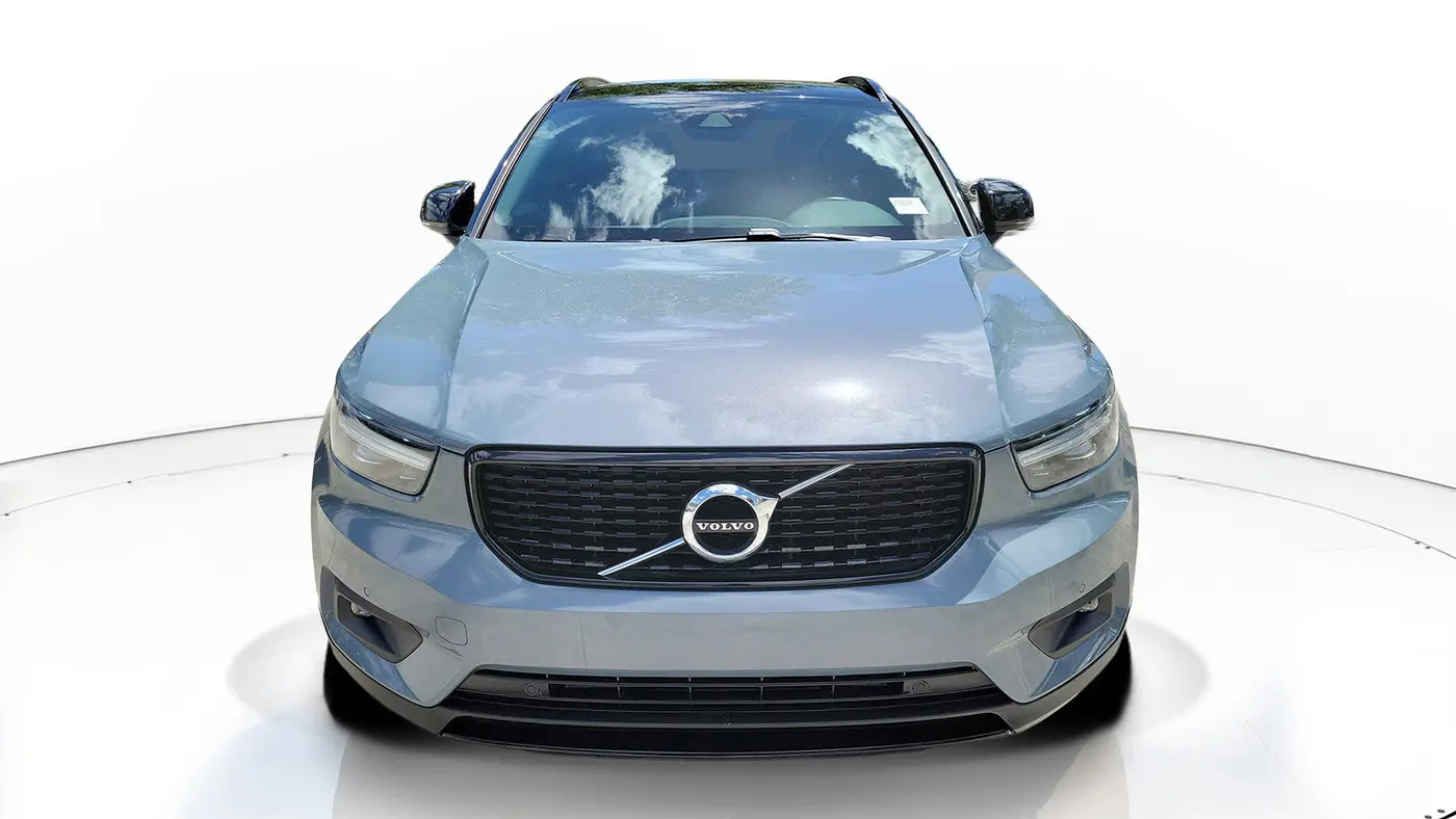 2021 Volvo XC40 T5 R-Design