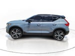 2021 XC40 Thumbnail 4