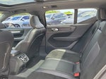 2021 XC40 Thumbnail 16