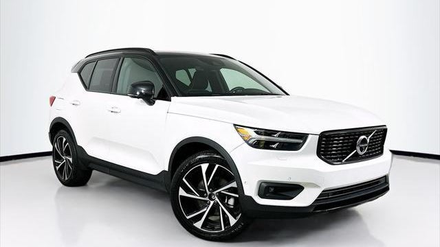 2021 Volvo XC40 T5 R-Design