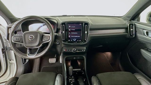 2021 Volvo XC40 T5 R-Design