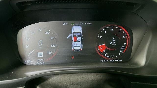 2021 Volvo XC40 T5 R-Design