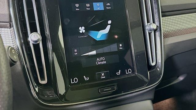 2021 Volvo XC40 T5 R-Design