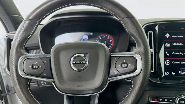 2021 Volvo XC40 T5 R-Design
