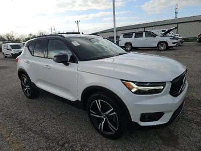 2022 Volvo XC40 AWD T5 R-Design 4DR SUV