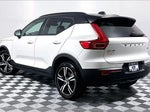 2022 XC40 Thumbnail 11