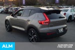 2022 XC40 Thumbnail 7