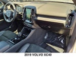 2019 XC40 Thumbnail 27