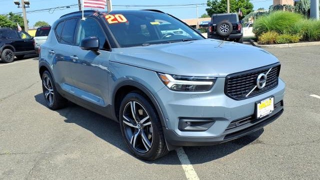 Preowned 2020 Volvo XC40 T5 R-Design for Sale