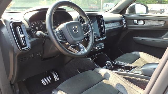 2020 Volvo XC40 T5 R-Design