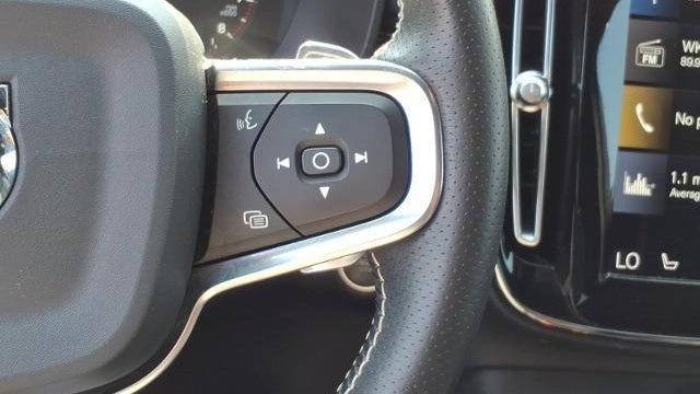 2020 Volvo XC40 T5 R-Design