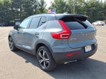 2020 XC40 Thumbnail 4