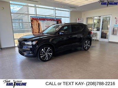 Photo of a 2021 Volvo XC40 AWD T5 R-Design 4DR SUV for sale