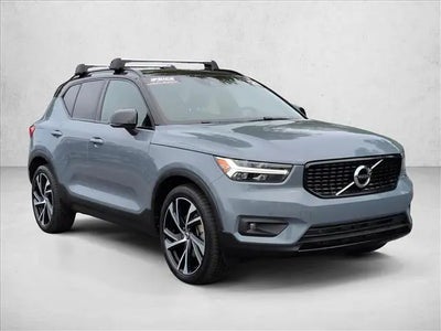 Photo of a 2021 Volvo XC40 AWD T5 R-Design 4DR SUV for sale