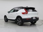2022 XC40 Thumbnail 2
