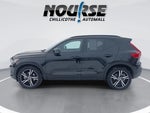 2022 XC40 Thumbnail 5