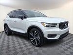 2022 XC40 Thumbnail 1