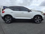 2022 XC40 Thumbnail 7