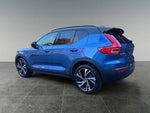 2021 XC40 Thumbnail 1