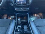 2021 XC40 Thumbnail 6
