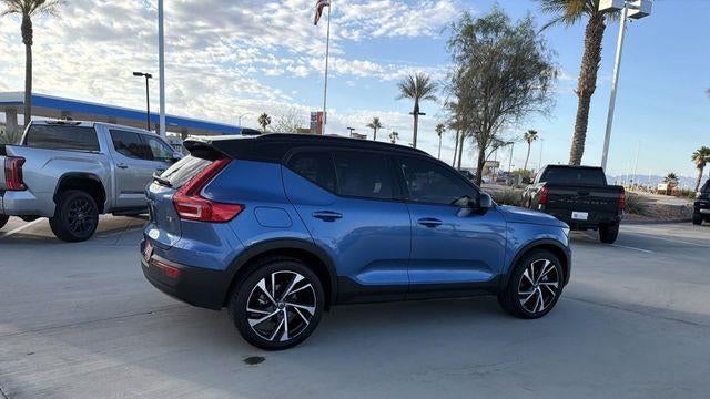 2021 Volvo XC40 T5 R-Design
