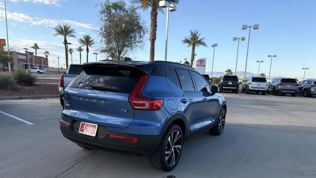 2021 Volvo XC40 T5 R-Design