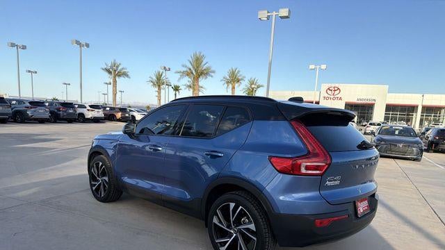 2021 Volvo XC40 T5 R-Design