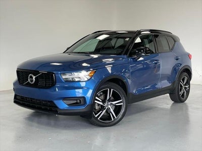Photo of a 2021 Volvo XC40 AWD T5 R-Design 4DR SUV for sale