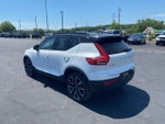 2022 XC40 Thumbnail 3