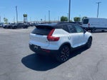 2022 XC40 Thumbnail 6