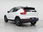 2021 XC40 Thumbnail 2