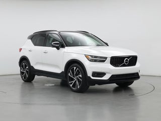 2021 Volvo XC40 with Crystal White Metallic Exterior