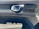 2022 XC40 Thumbnail 13