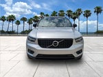2019 XC40 Thumbnail 3