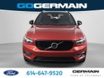2021 XC40 Thumbnail 3
