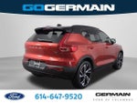2021 XC40 Thumbnail 9