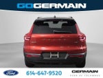 2021 XC40 Thumbnail 11