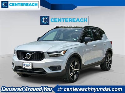 Photo of a 2021 Volvo XC40 AWD T5 R-Design 4DR SUV for sale