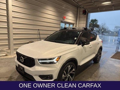 Photo of a 2022 Volvo XC40 AWD T5 R-Design 4DR SUV for sale