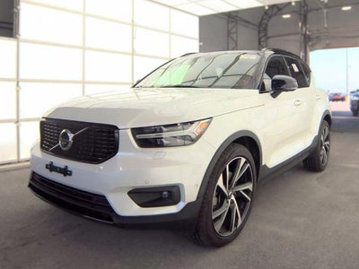 Photo of a 2021 Volvo XC40 AWD T5 R-Design 4DR SUV for sale