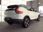 2021 XC40 Thumbnail 2