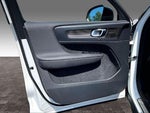 2021 XC40 Thumbnail 12