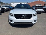 2020 XC40 Thumbnail 2