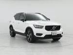 2020 XC40 Thumbnail 1