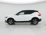 2020 XC40 Thumbnail 3