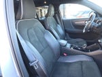 2019 XC40 Thumbnail 24