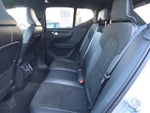 2019 XC40 Thumbnail 27
