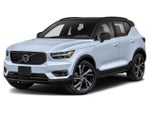 2020 XC40 Thumbnail 1
