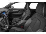 2020 XC40 Thumbnail 9
