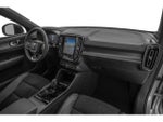 2020 XC40 Thumbnail 15